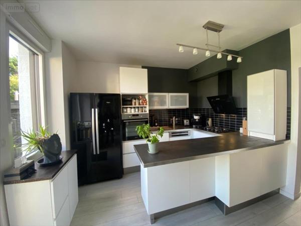 Maison à vendre à Pont-de-Buis-lès-Quimerch dans le Finistère (29590), ref : 29060-1088975