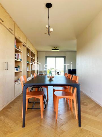Lumineux 145m² au 7e étage, vue Vosges et Forêt Noire