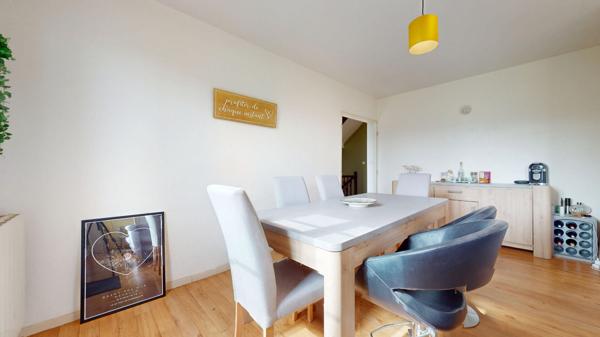 Maison 8 pièces 176 m2