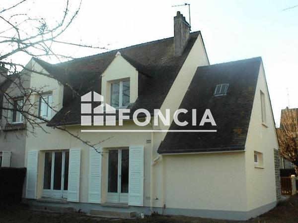 Location Maison 5 pièces 97.47 m² - 9 RUE DE CHINON Caen 14000