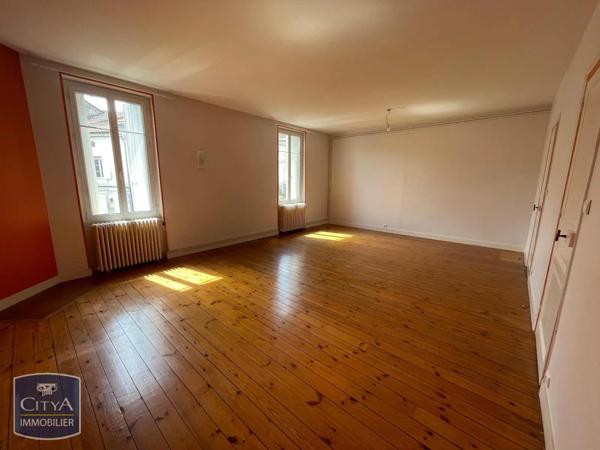 Appartement à louer 4 pièces 111.23m² Angoulême (16000)