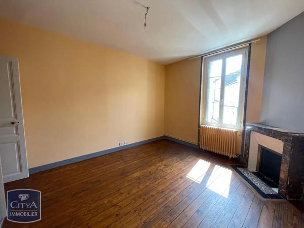 Appartement à louer 4 pièces 111.23m² Angoulême (16000)