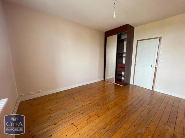 Appartement à louer 4 pièces 111.23m² Angoulême (16000)