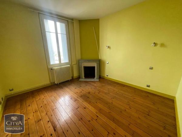 Appartement à louer 4 pièces 111.23m² Angoulême (16000)
