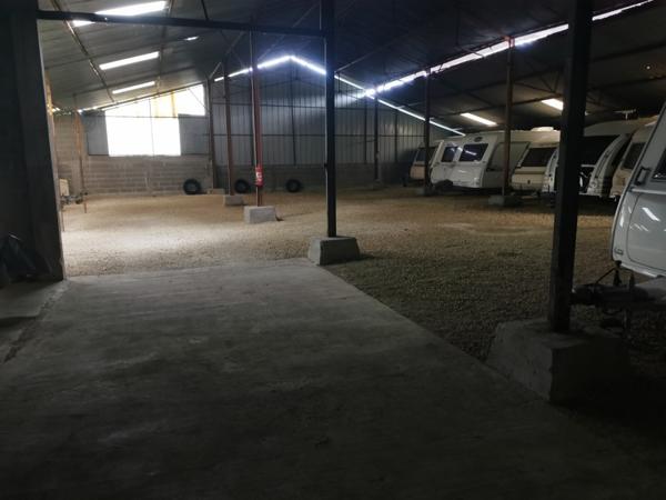 Parking à vendre |  Couffy |  | 1 000 m²