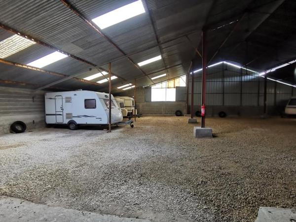 Parking à vendre |  Couffy |  | 1 000 m²