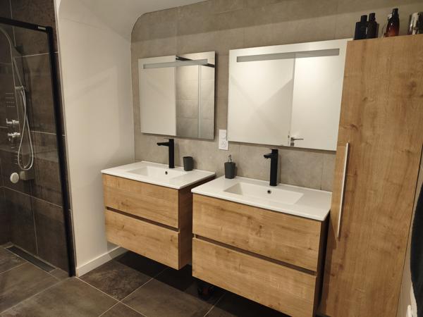 Vif (38450) Bâtisse de charme rénovée 231 m2 sur 4200 m² de terrain