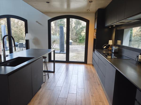 Vif (38450) Bâtisse de charme rénovée 231 m2 sur 4200 m² de terrain