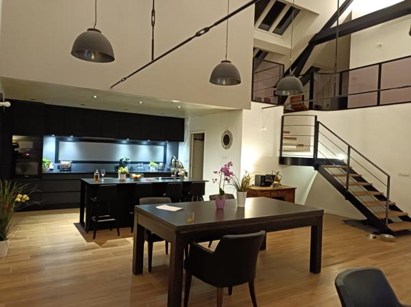 Vif (38450) Bâtisse de charme rénovée 231 m2 sur 4200 m² de terrain