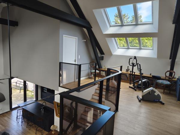 Vif (38450) Bâtisse de charme rénovée 231 m2 sur 4200 m² de terrain