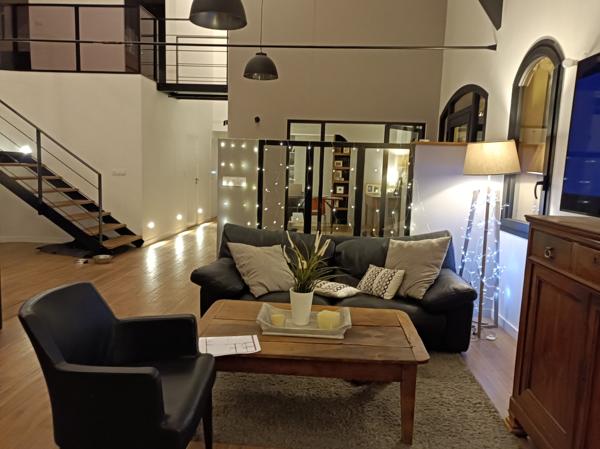 Vif (38450) Bâtisse de charme rénovée 231 m2 sur 4200 m² de terrain