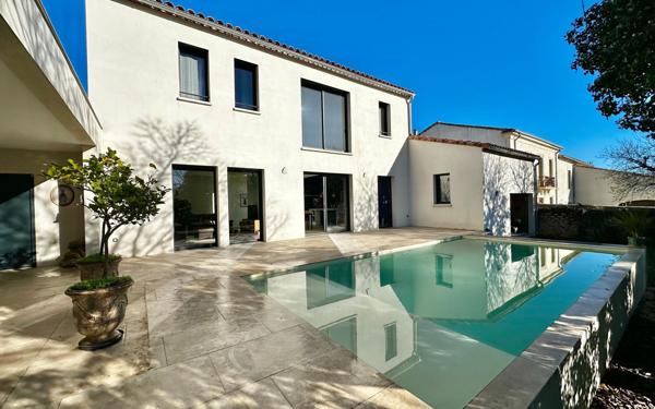 Maison à vendre    6 pièces •  Aubais