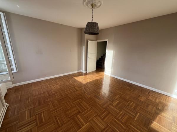 Maison à louer |  St-Jean-d'Angély |  3 pièces | 101 m²