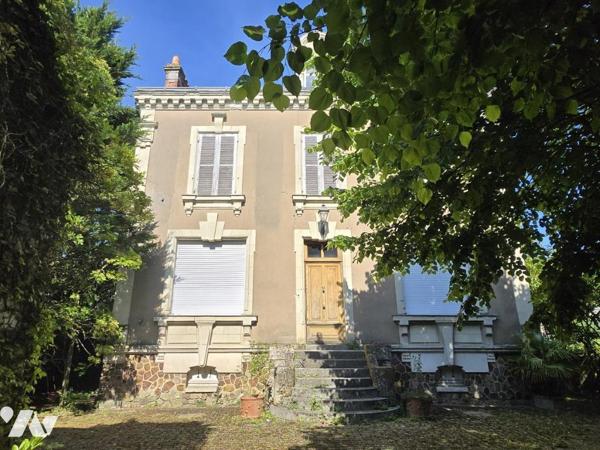 MAISON 10 PIECES MONTJEAN SUR LOIRE