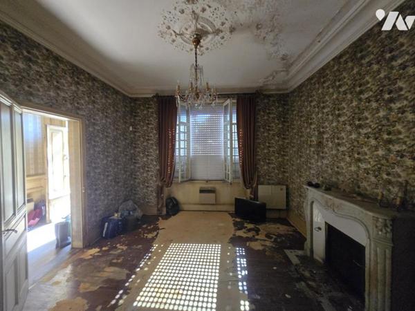 MAISON 10 PIECES MONTJEAN SUR LOIRE