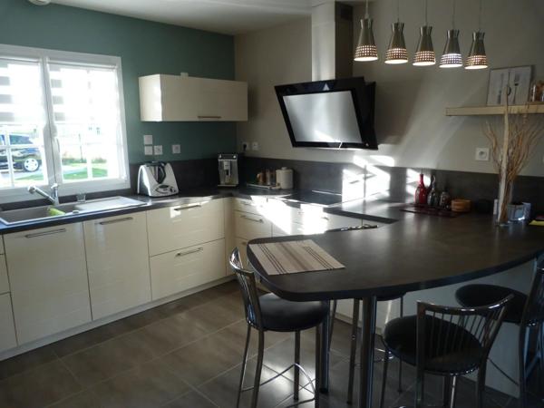 Vente Maison 4 pièces 150 m2 à Mehun-sur-Yèvre