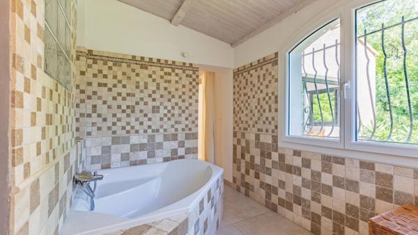 Vente Maison de luxe Gignac 5 Pièces 150 m²