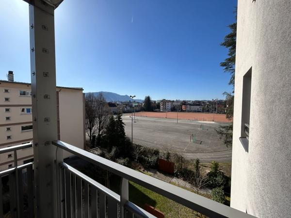 T3 dans residence recente