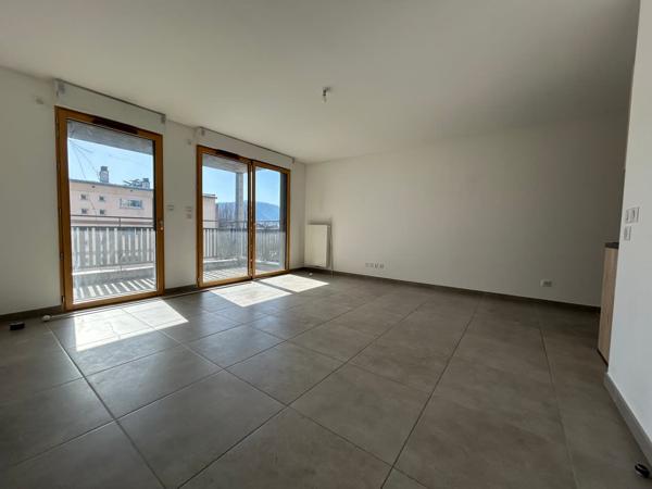 T3 dans residence recente