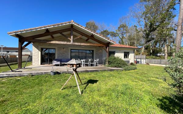 Maison à vendre    5 pièces •  Saint-Pierre-du-Mont