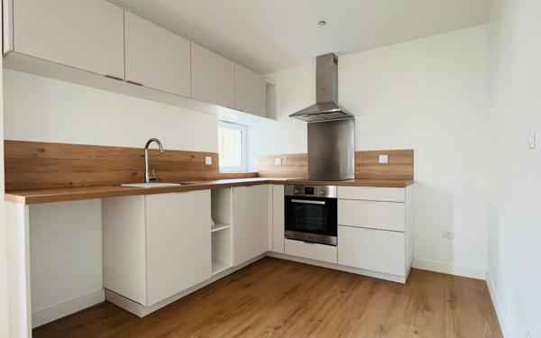 Maison à vendre    5 pièces • 93 m2 La Rochelle