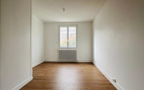 Maison à vendre    5 pièces • 93 m2 La Rochelle