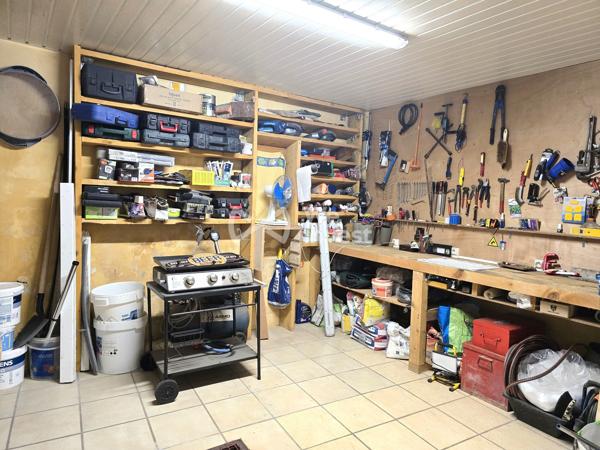 Maison de ville . 3 chambres, atelier, garage