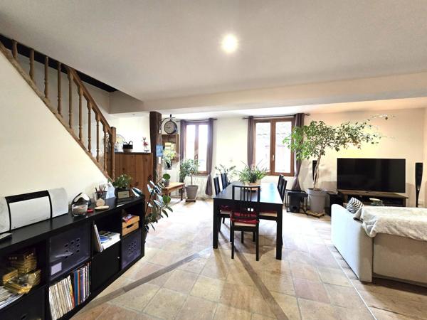 Maison de ville . 3 chambres, atelier, garage