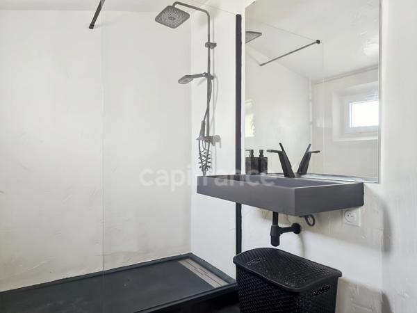 Idéal premier achat ou investissement : maison de plain-pied à Arnage avec potentiel d'aménagement