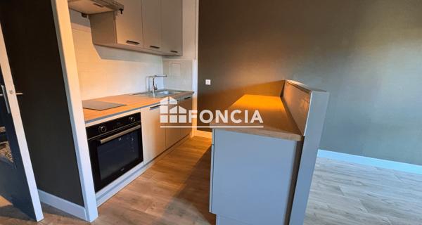 Location Studio 30.54 m² - Vernon 27200