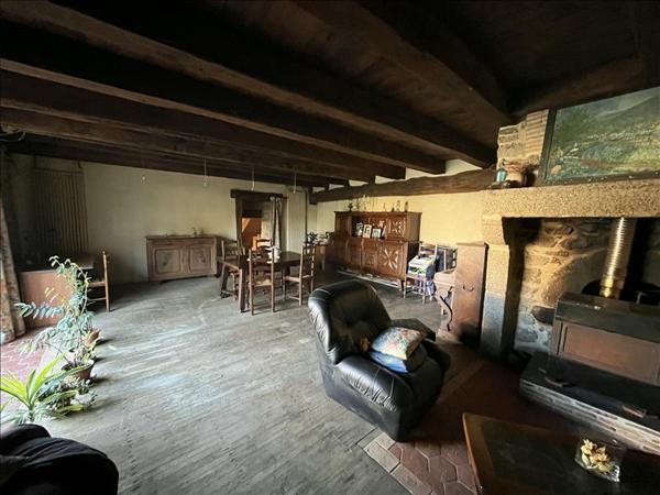 Maison à vendre |  Saint-Estèphe |  5 pièces | 150 m²