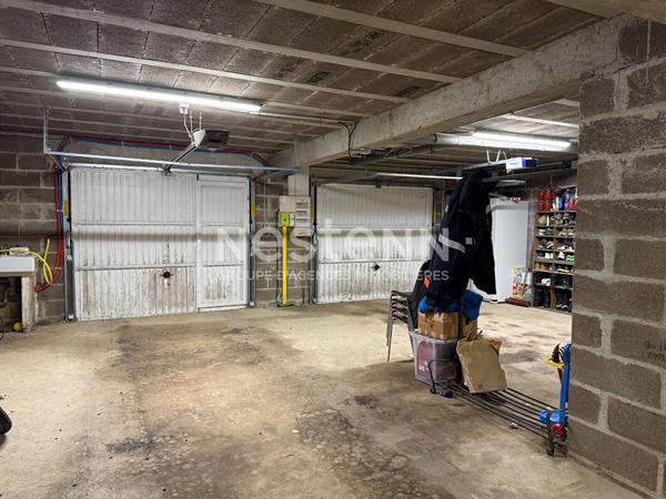 Maison individuelle sur sous sol - 3 chambres - 140 m² - Jardin - REGNEVILLE SUR MEUSE