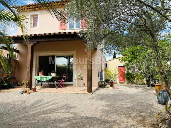 Villa individuelle de 78m2 avec jardin et garage dans résidence avec piscine