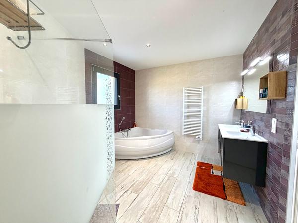 Maison 7 pièces 178 m2