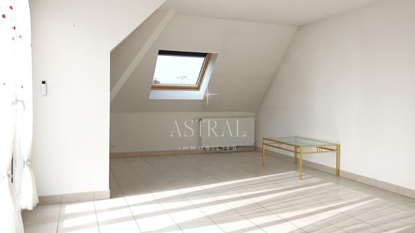Appartement dernier étage avec balcon et ascenseur Sierentz 272 480 € H.A.I.*