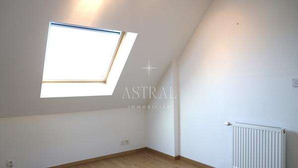 Appartement dernier étage avec balcon et ascenseur Sierentz 272 480 € H.A.I.*