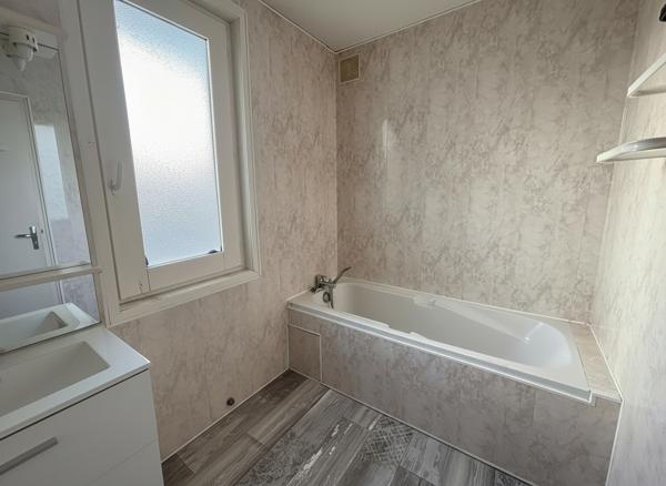 Appartement Onet Le Chateau 4 pièce(s) 82.91 m2