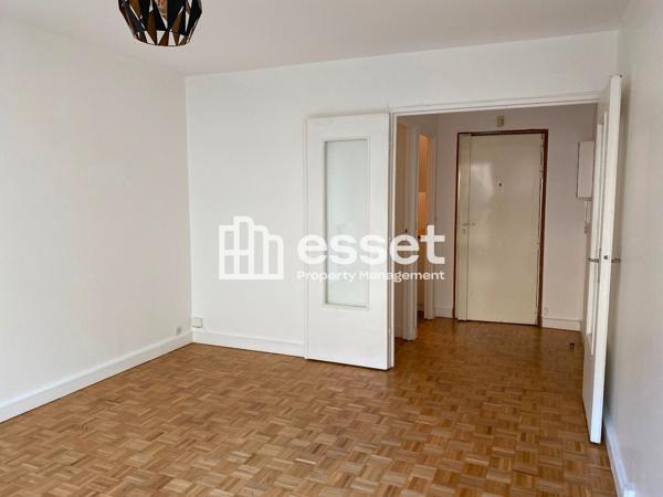 Location Appartement 3 pièces 58 m² - Paris 75015