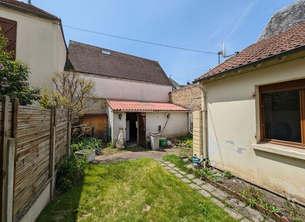 Maison / Appartement sur Dourdan 3 pièces avec jardin de 45 m2 / garage indépendant