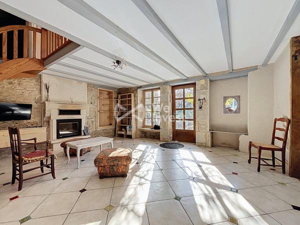 Maison 5 pièces – 137 m² – Nanteuil
