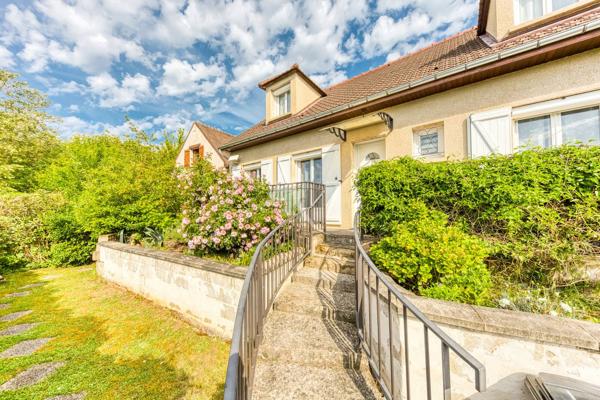 Maison Pontault Combault 6 pièce(s) 130 m2