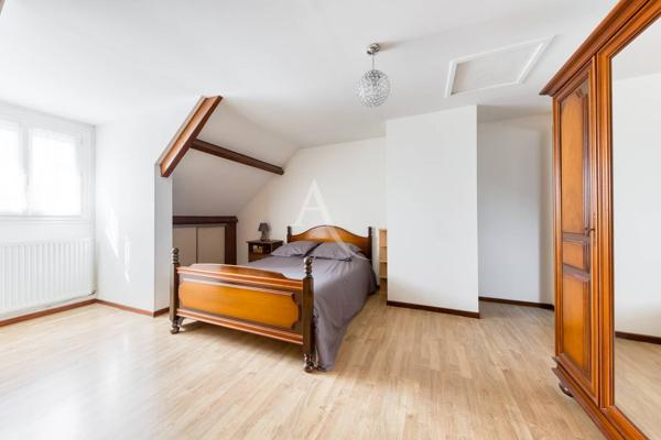 Maison Pontault Combault 6 pièce(s) 130 m2