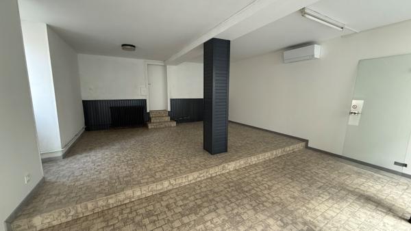 Local commercial 2 pièces 53 m2