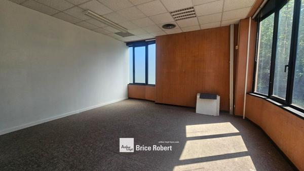 Bureaux à vendre ou à louer Saint-Didier-au-Mont-d'Or divisibles dès 200 m²