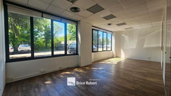Bureaux à vendre ou à louer Saint-Didier-au-Mont-d'Or divisibles dès 200 m²