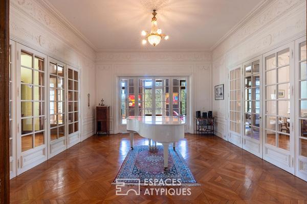 Splendeur du début du XXe siècle : le château et son parc séculaire