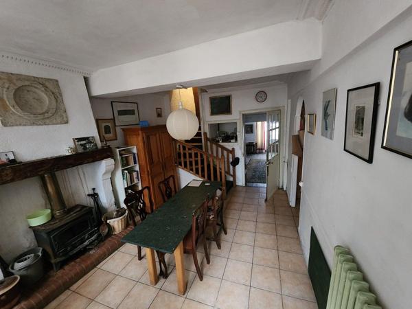 Confolens - Deux maisons avec caractre jardin prive - possible business/maison pour grand famille Confolens