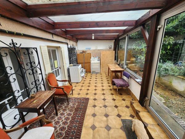 Confolens - Deux maisons avec caractre jardin prive - possible business/maison pour grand famille Confolens