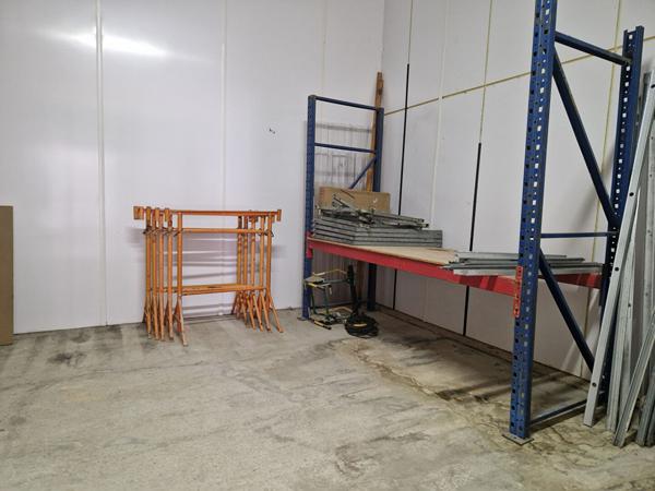 Entrepôt / local industriel Brissac Quince 2 pièce(s) 76 m2