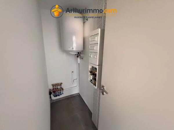 Location                                                      Appartement
                        
                     2 pièces                      47 m2                     à Villeneuve-d'Olmes
